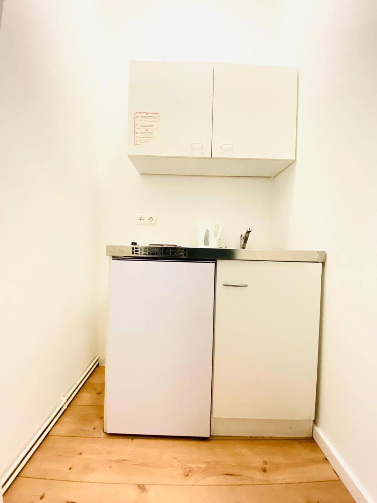 8 Fully Equipped Studio Shared Apt W Terrace Margareten فيينا المظهر الخارجي الصورة