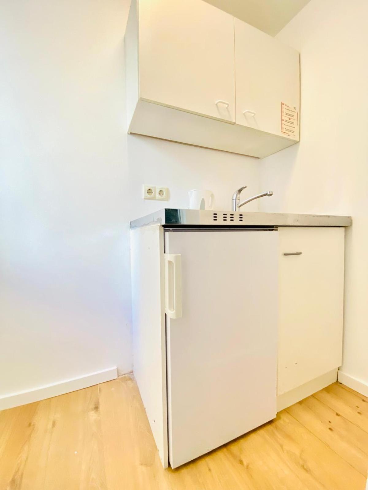 8 Fully Equipped Studio Shared Apt W Terrace Margareten فيينا المظهر الخارجي الصورة