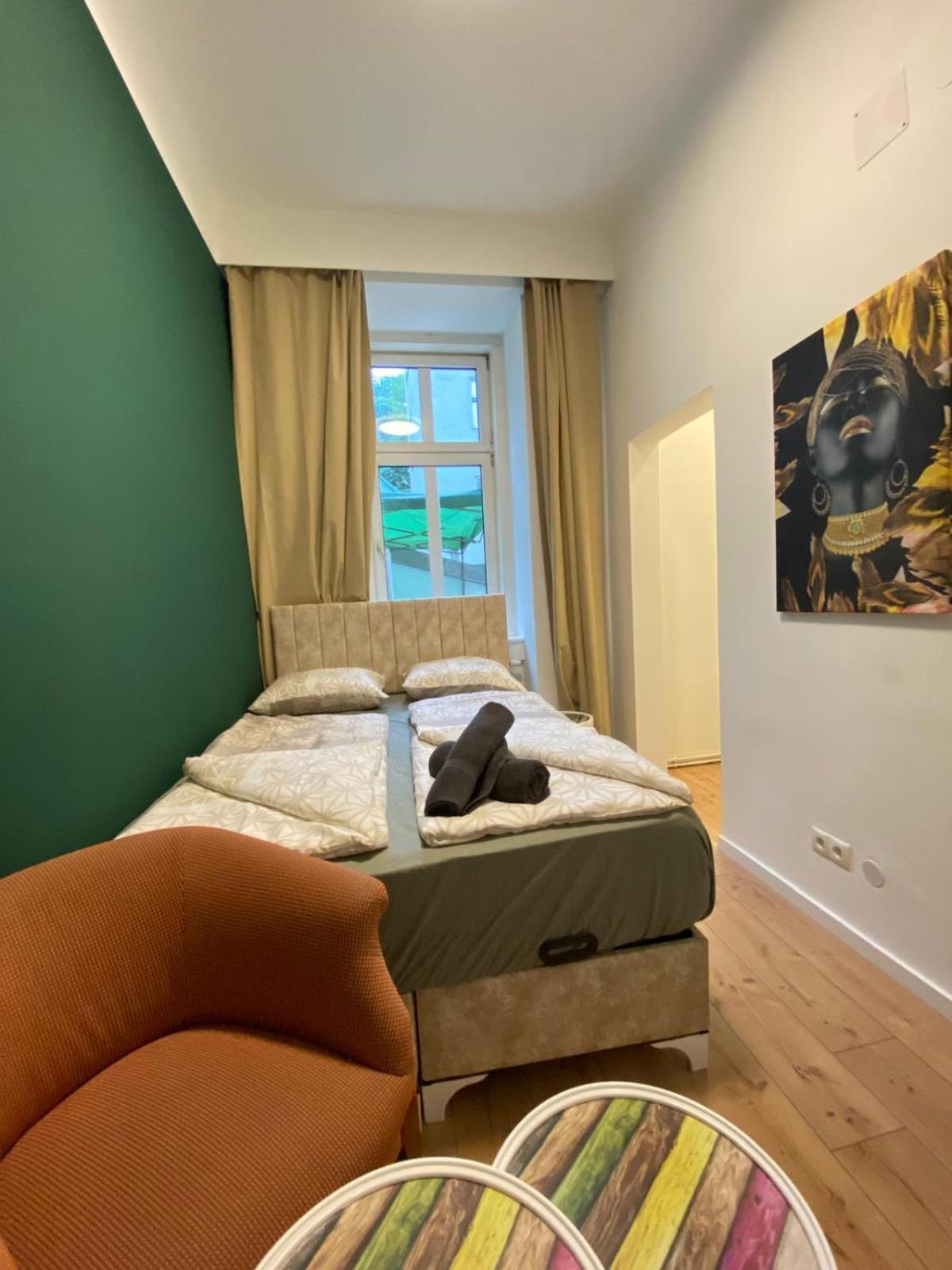 8 Fully Equipped Studio Shared Apt W Terrace Margareten فيينا المظهر الخارجي الصورة