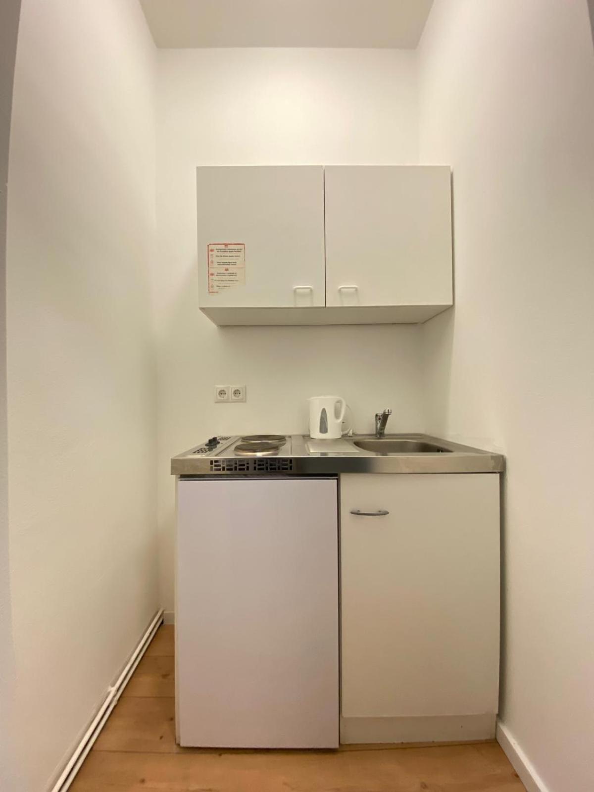 8 Fully Equipped Studio Shared Apt W Terrace Margareten فيينا المظهر الخارجي الصورة