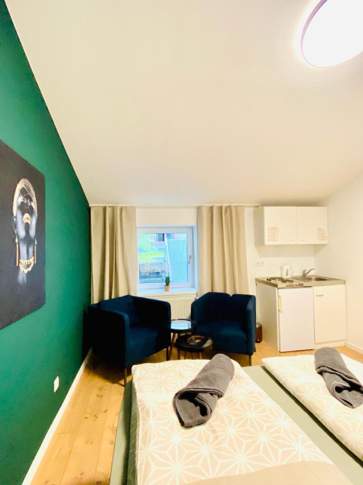 8 Fully Equipped Studio Shared Apt W Terrace Margareten فيينا المظهر الخارجي الصورة