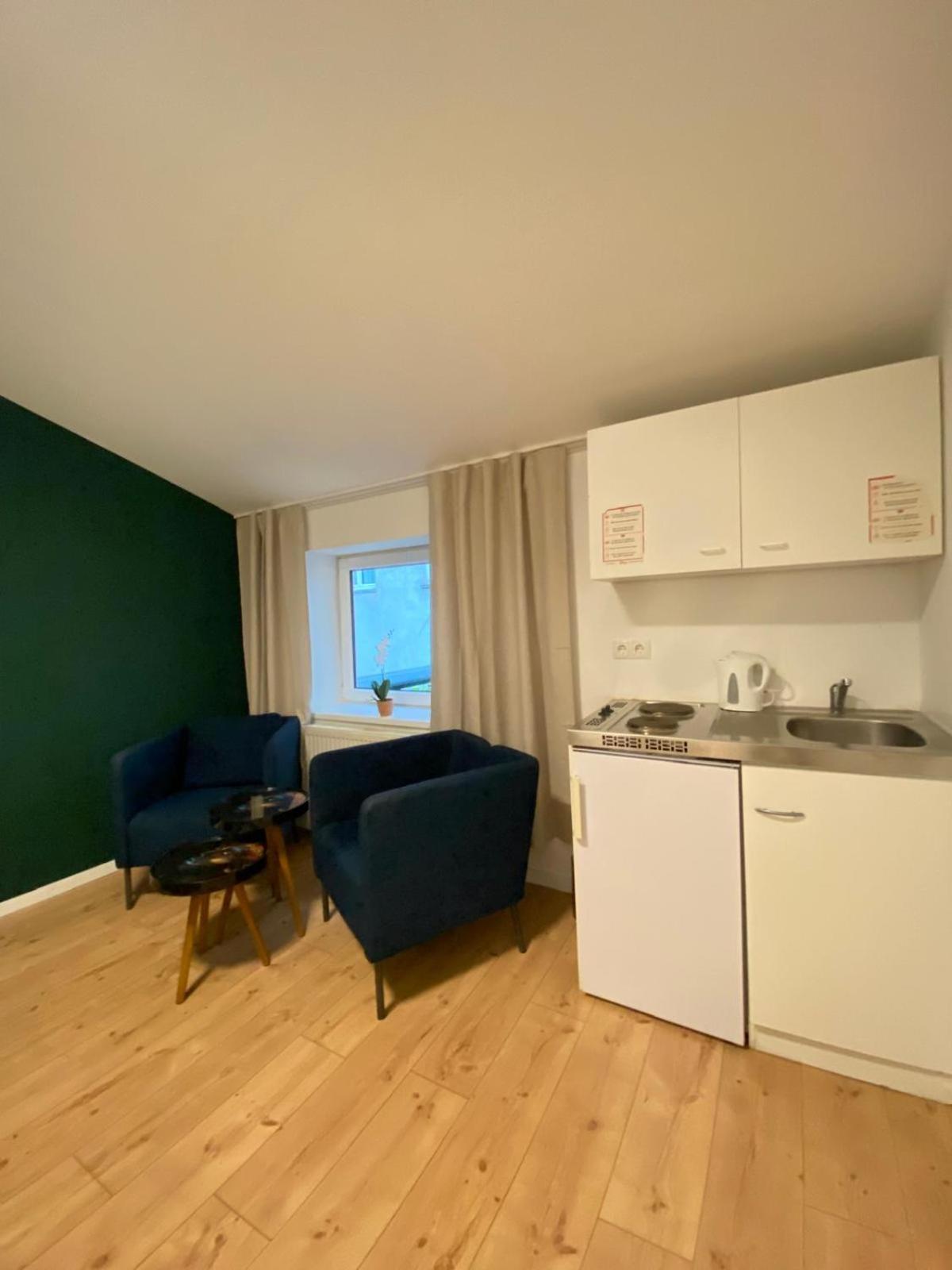 8 Fully Equipped Studio Shared Apt W Terrace Margareten فيينا المظهر الخارجي الصورة