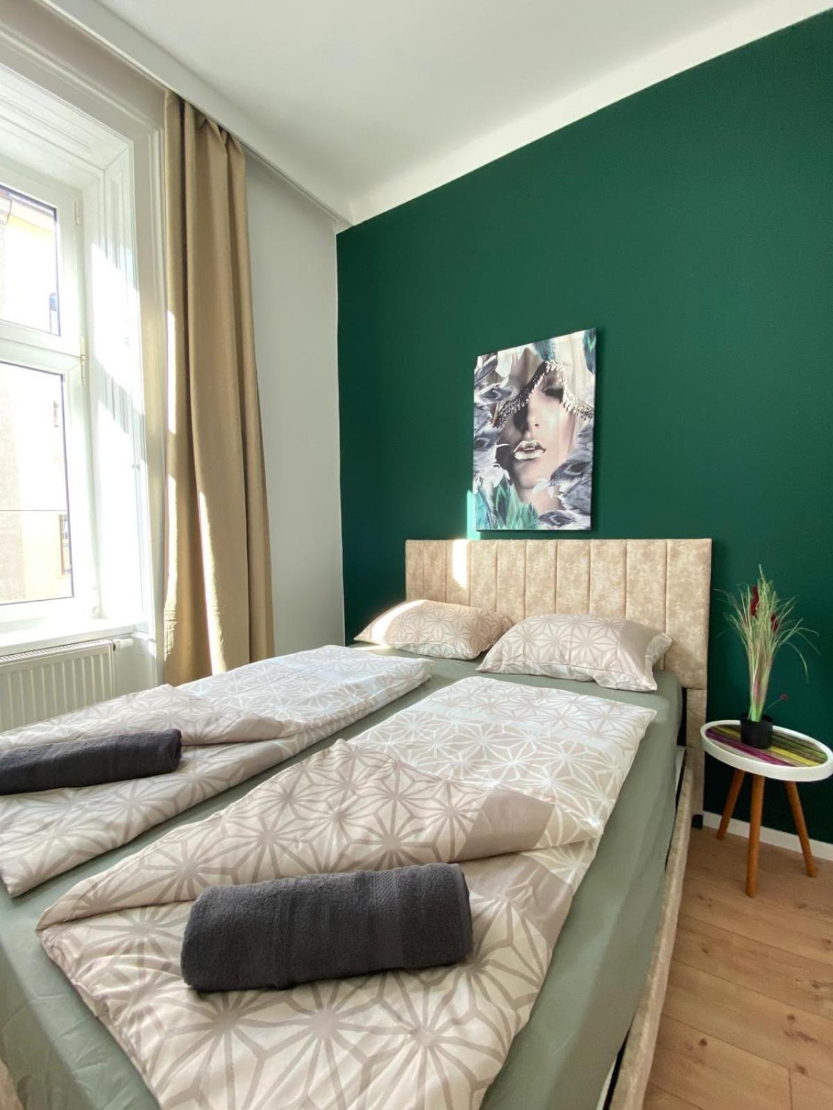 8 Fully Equipped Studio Shared Apt W Terrace Margareten فيينا المظهر الخارجي الصورة