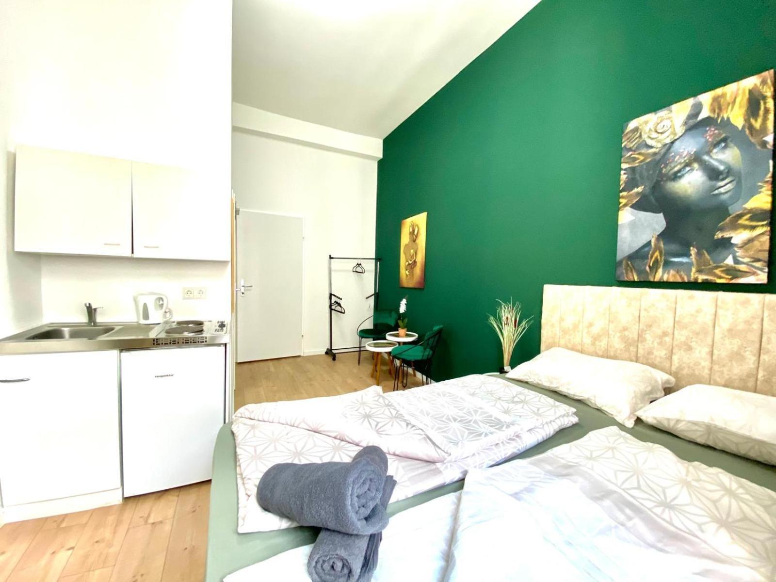 8 Fully Equipped Studio Shared Apt W Terrace Margareten فيينا المظهر الخارجي الصورة