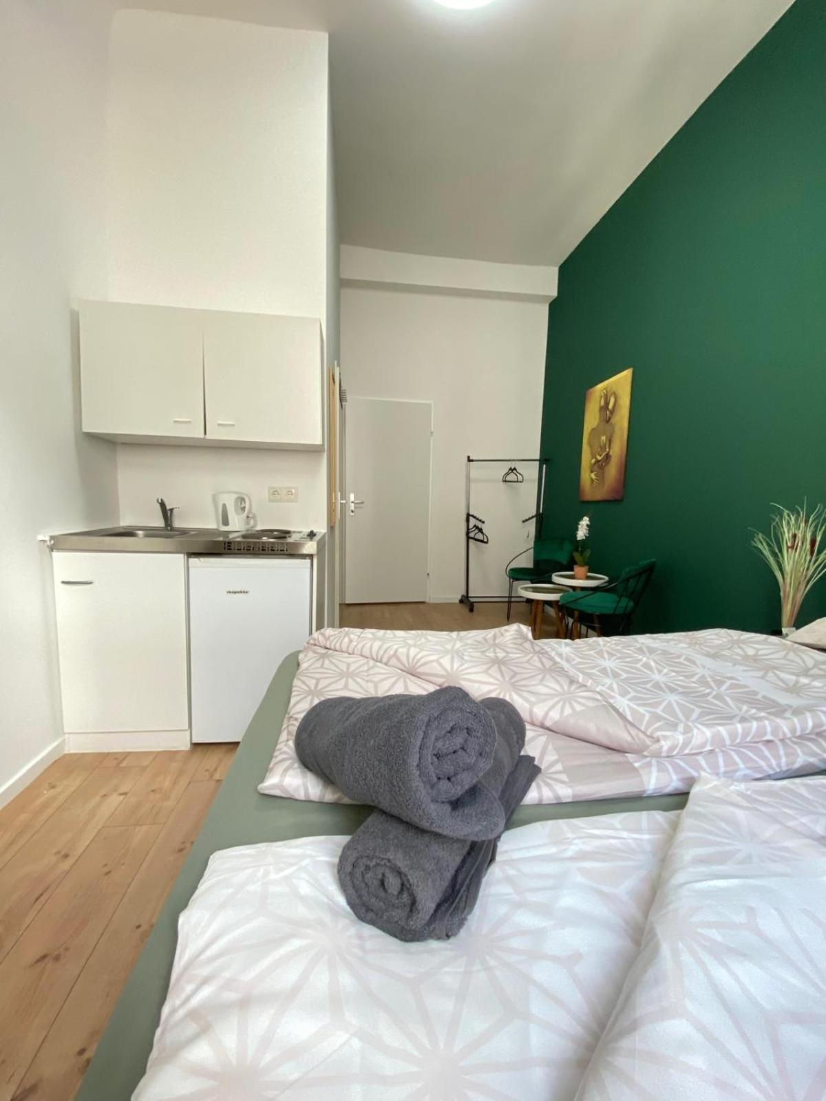 8 Fully Equipped Studio Shared Apt W Terrace Margareten فيينا المظهر الخارجي الصورة
