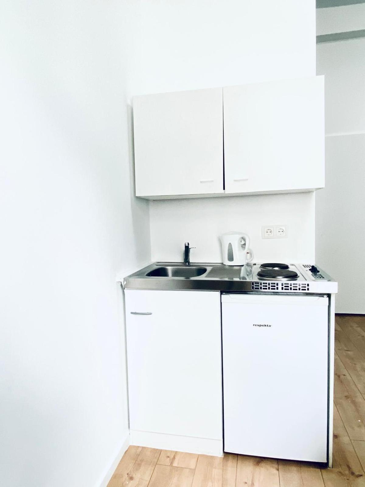 8 Fully Equipped Studio Shared Apt W Terrace Margareten فيينا المظهر الخارجي الصورة