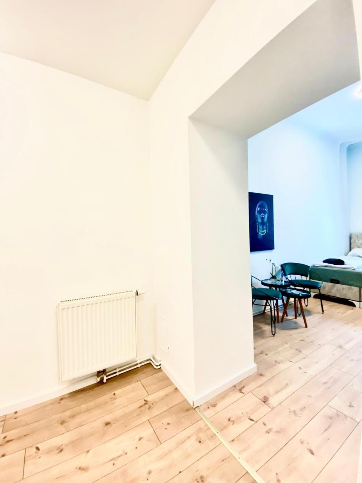 8 Fully Equipped Studio Shared Apt W Terrace Margareten فيينا المظهر الخارجي الصورة